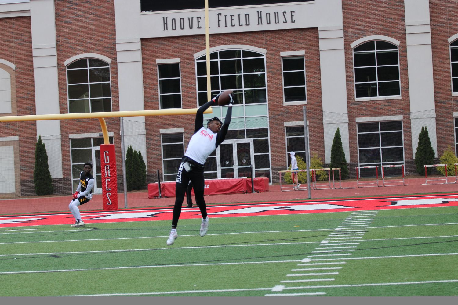 E133D69D-4BF2-463C-8F8B-0A0DAD534353